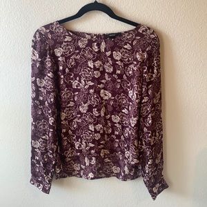 Floral flowy blouse
